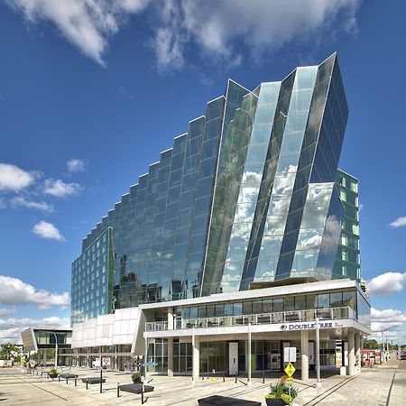Doubletree By Hilton Edmonton Downtown Hotel Eksteriør billede