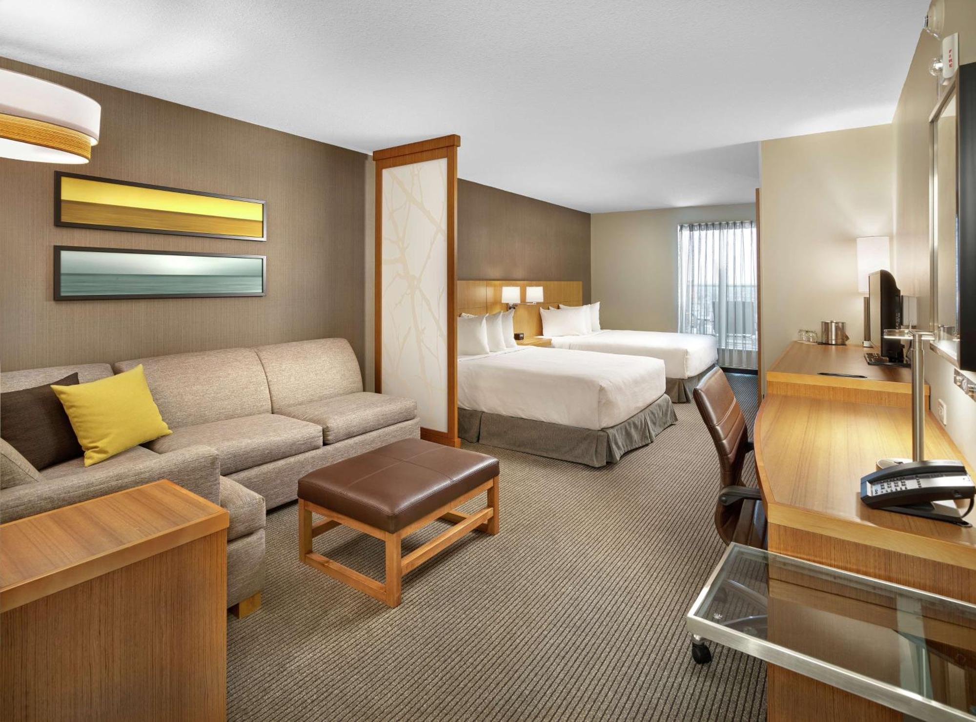 Doubletree By Hilton Edmonton Downtown Hotel Eksteriør billede
