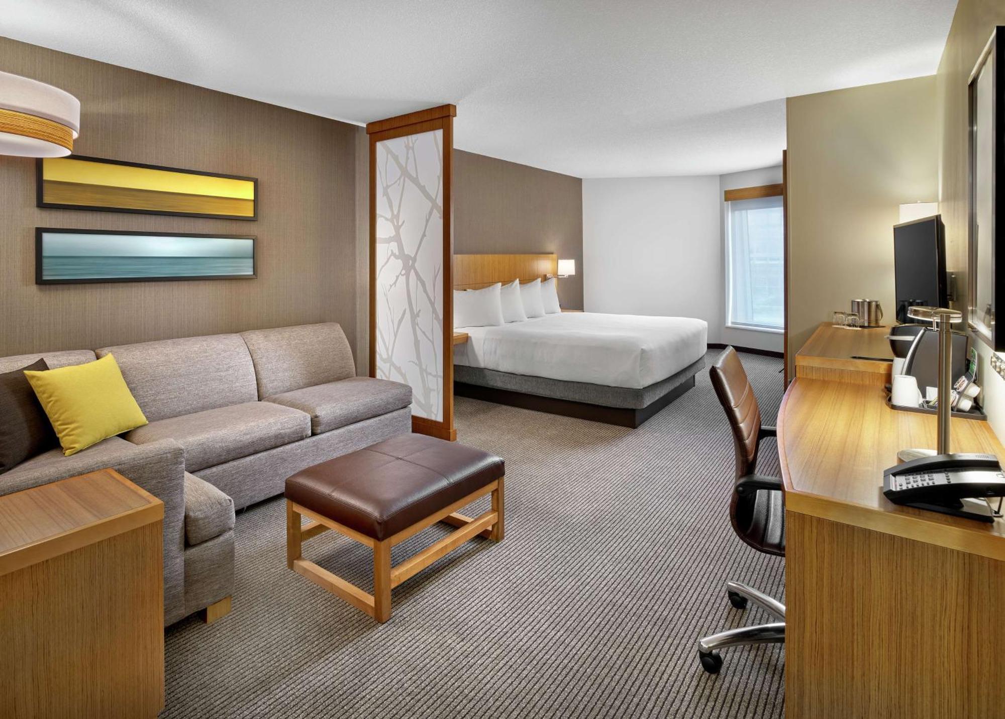 Doubletree By Hilton Edmonton Downtown Hotel Eksteriør billede
