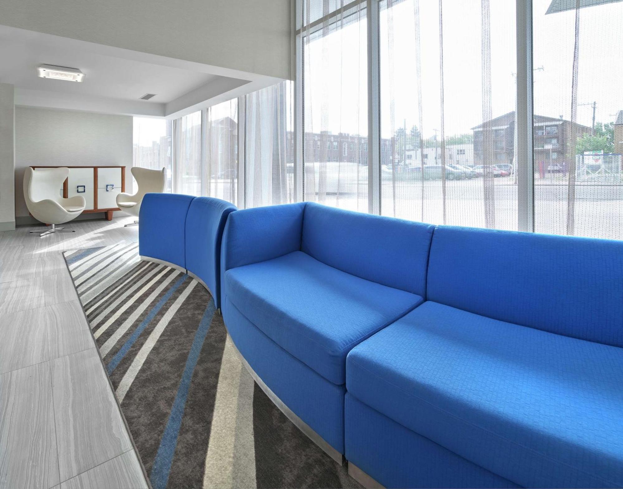 Doubletree By Hilton Edmonton Downtown Hotel Eksteriør billede