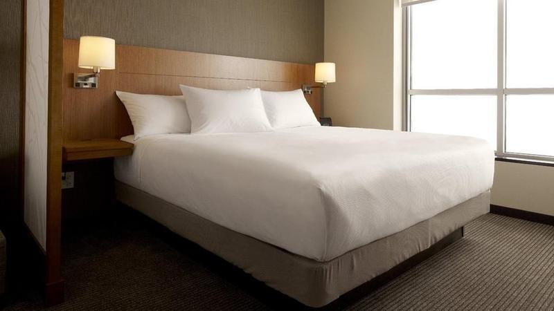Doubletree By Hilton Edmonton Downtown Hotel Eksteriør billede