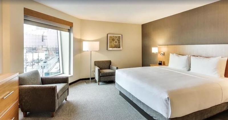Doubletree By Hilton Edmonton Downtown Hotel Eksteriør billede