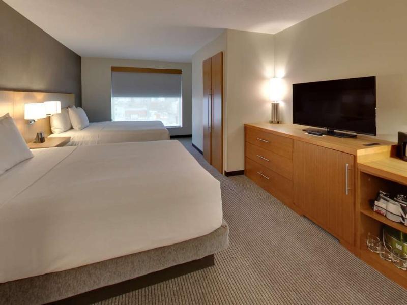 Doubletree By Hilton Edmonton Downtown Hotel Eksteriør billede